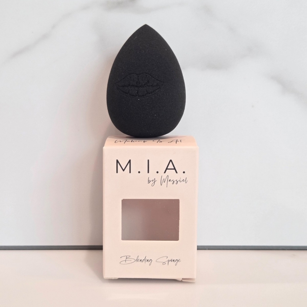 MIA By Massiel M.I.Artist Blending Sponge - NEW IN BOX